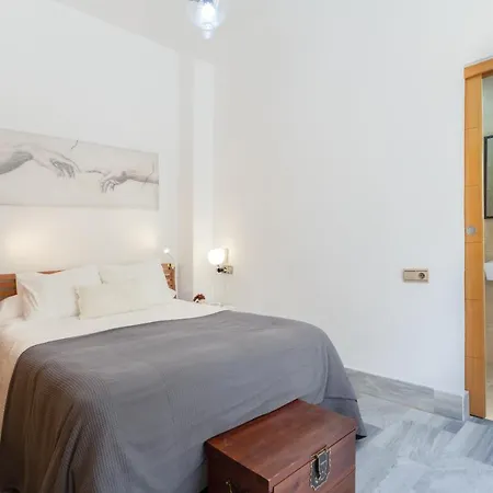 Apartamento Con Vistas A La Plaza De La Merced Junto A La Casa De Picasso